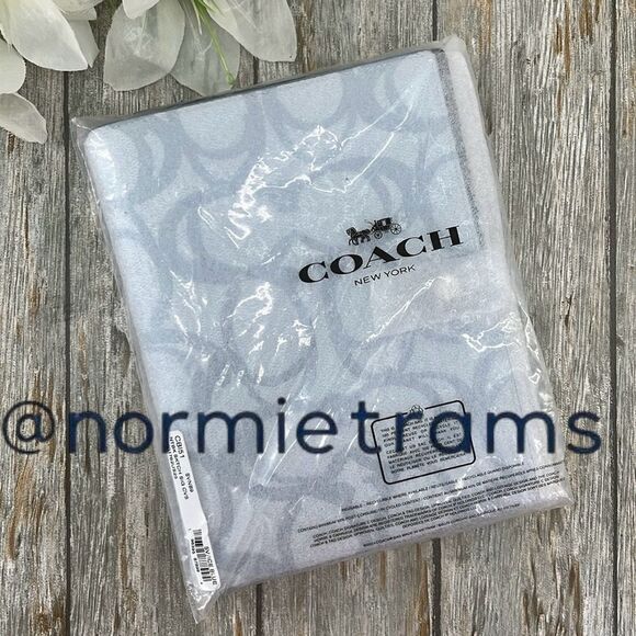 Coach Notebook In Sketch Signature Canvas & Smooth Leather Bag - Picture 6 of 6